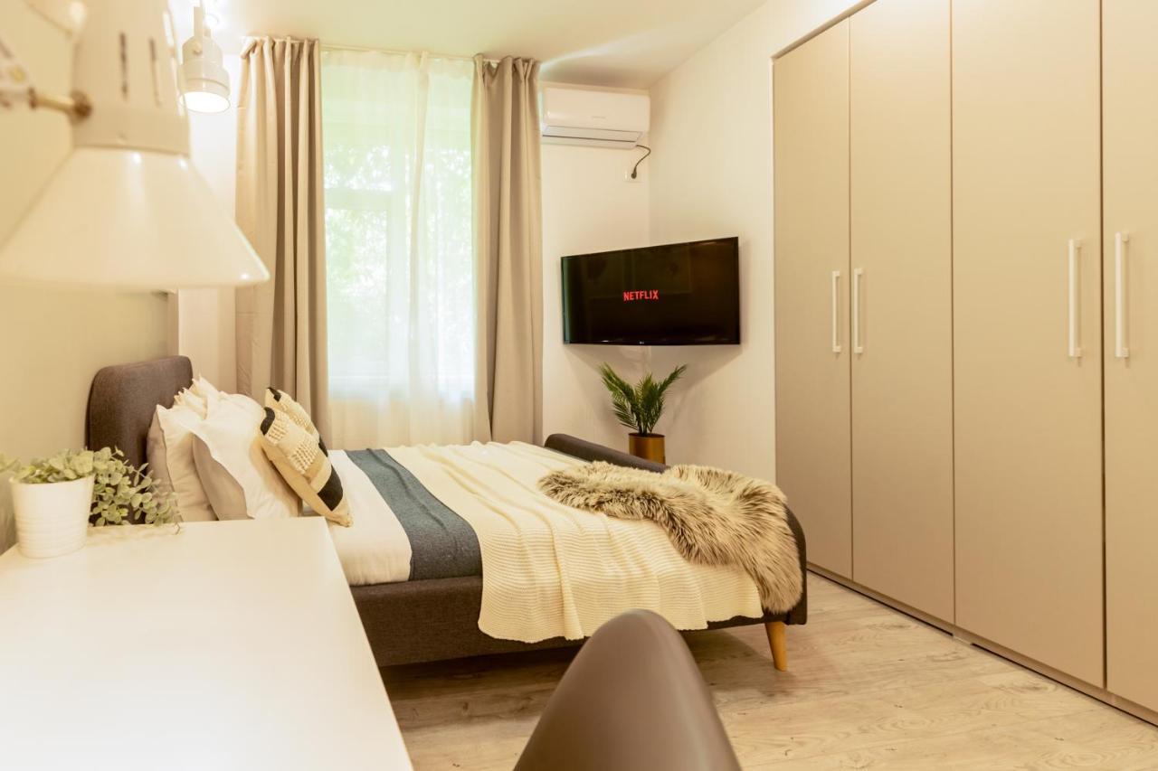 Ideal Stay: Spacious 2Br Apt Near Calea Victoriei Bucharest Exterior photo